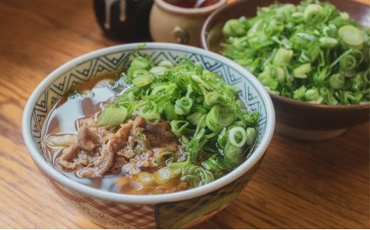 飽きずにまた食べたくなる、「どんどんの肉うどん」のご紹介